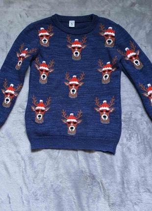 Шикарний новоеічний светрик. свитер с оленями. дитячий светр