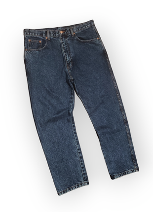 Чоловічі джинси моми aztec jeans
розмір 32x27, л на зріст 164-172 см американський бренд