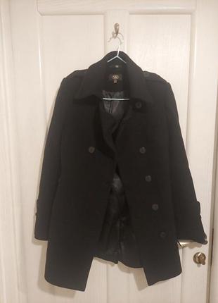 Пальто, полупальто, укороченное пальто в красивом состоянии