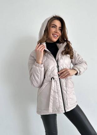 Женская куртка стежка с затяжкой на поясе стеганная демисезонная курточка на подкладе с капюшоном и поясом10 фото