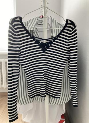 Лонгслив фирмы guess