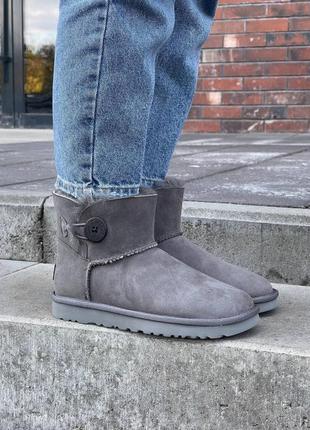 Женские угги ugg