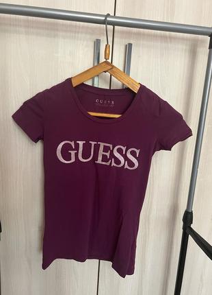 Футболка цвета марсала от guess- оригинал