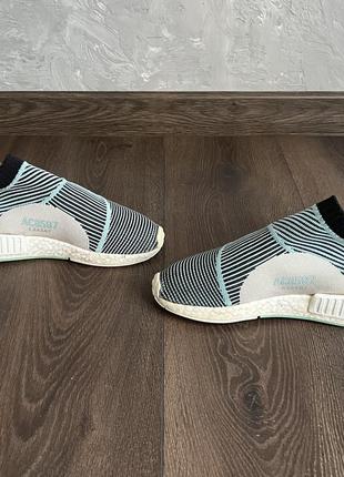 Кроссовки adidas nmd х parley primeknit3 фото