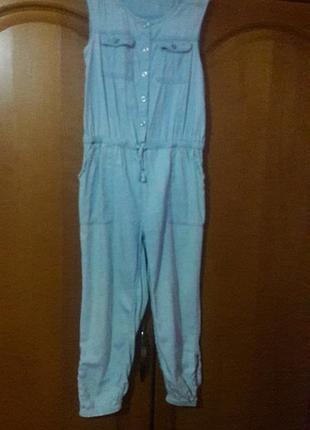 Стильний джинсовий комбінезон