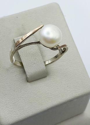 Кольцо серебряное с жемчугом 17 1,58 г