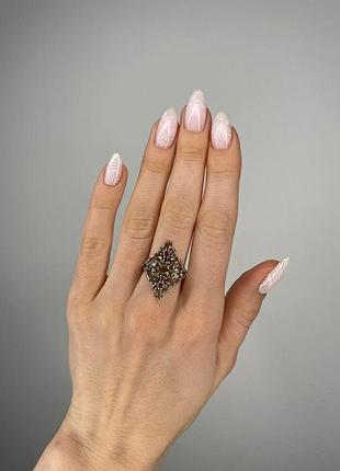 Серебряная кольца с нано султанитом 139n-82
