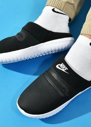 Теплые шлепанцы тапочки с карманами на молнии
nike burrow dc1456-001