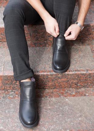 Високі та теплі черевики krisbut 40, 41, 42 5