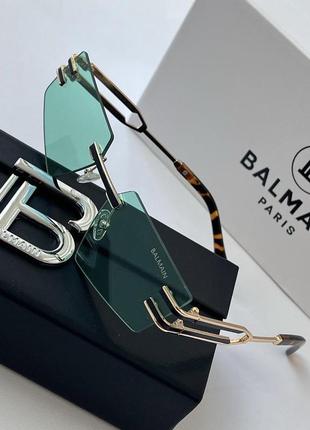 Солнцезащитные женские очки balmain4 фото