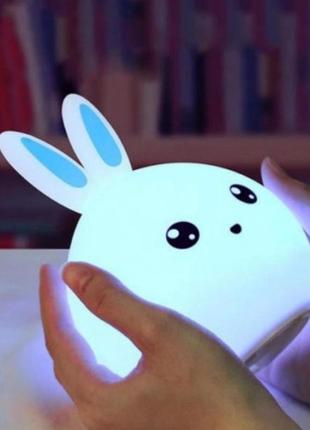 Силіконовий нічний світильник зайчик дитячий led лампа 7 кольорів з акумулятором