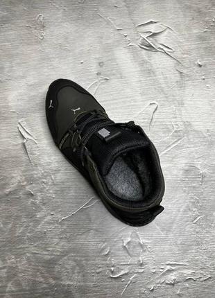 Чоловічі зимові черевики пума puma. натуральна шкіра, всередині хутро. колір чорний з хакі4 фото