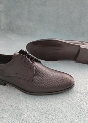 Європейська якість! шкіряні туфлі чорного кольору vitox 5363 фото