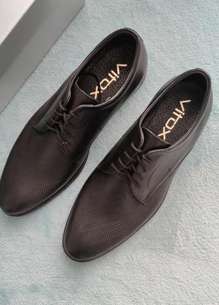 Європейська якість! шкіряні туфлі чорного кольору vitox 5369 фото