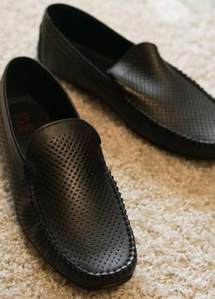 Шкіряні мокасини з перфорацією - швидка доставка!