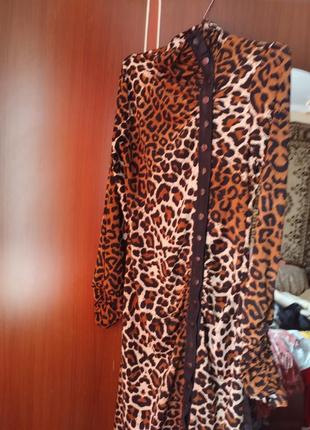 Мега бомбельное платье в леопардовый принт2 фото