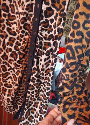 Мега бомбельное платье в леопардовый принт5 фото