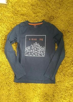 Кофта для хлопчика фірми нема