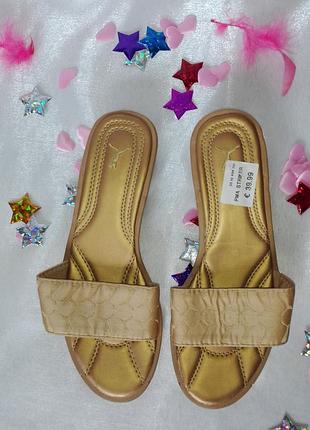 Колір бронзи купи puma - розміром 36 оригінальний у рідній (але більше не презентаційній) коробці на