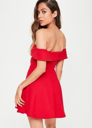 💙💛мега классное качественное красное платье с открытыми плечами missguided4 фото