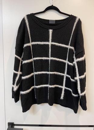 Стильний крутий светр