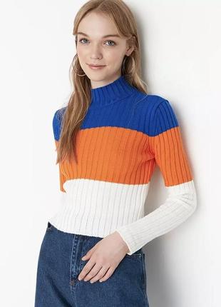 Кроп-светр колор блок