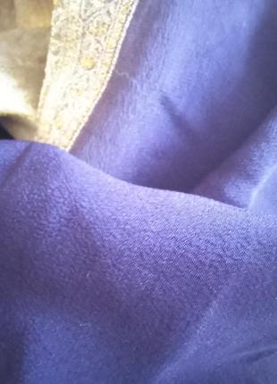 Фиолетовое шелковое сари с золотом6 фото