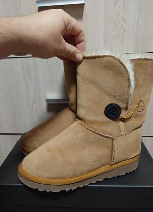 Натуральні брендові уггі ugg australia