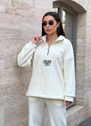 Костюм батник на короткой молнии воротник стойка рукав манжет вышивка штаны широкие  на резинке боковые карманы ткань флис двусторонний турция