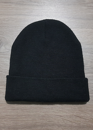 Шапка чёрная
