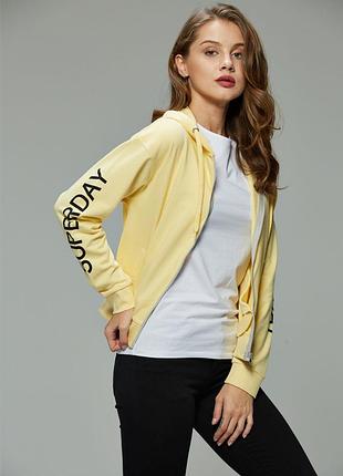 Класна толстовка на блискавці