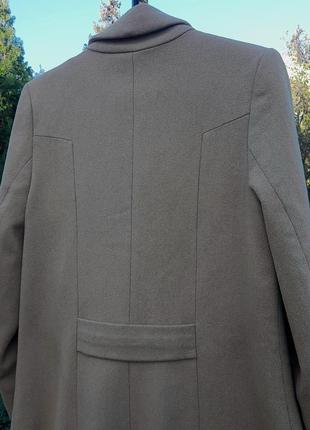 Бежевое двубортное пальто меди5 фото