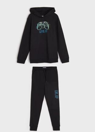 Костюм 134см