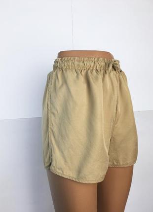 Женские короткие бежевые шорты primark2 фото