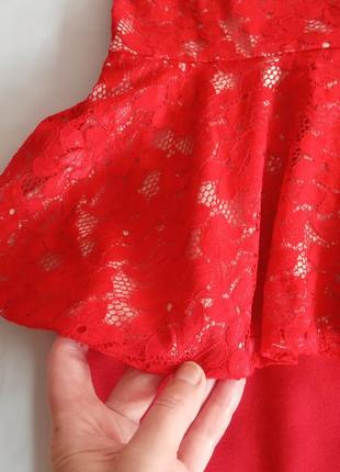 Мереживна сукня з баскою3 фото