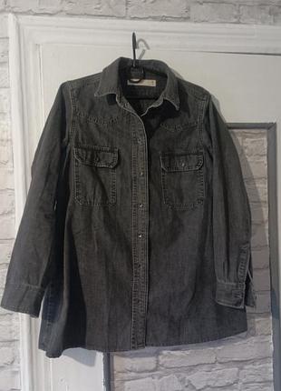 Удлиненная рубашка из плотного денима
