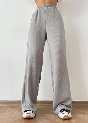 Теплые брюки рубчик палаццо широкие свободного кроя с высокой посадкой на резинке с карманами3 фото