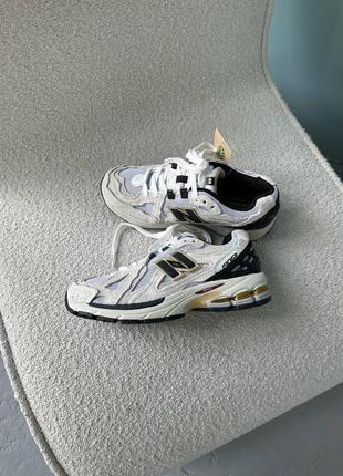 Трендові кросівки new balance
