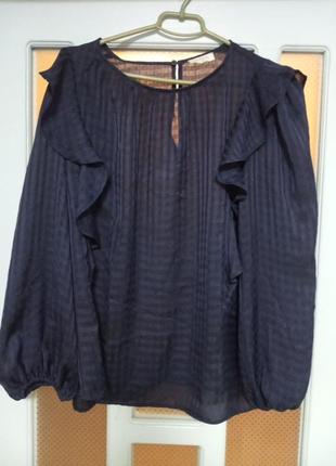 Блуза с пышным рукавом 18р.