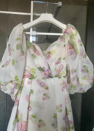 Платье нарядное длинное шелковое цветное со шлейфом открытое модное9 фото