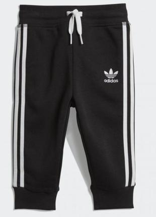 Штани adidas