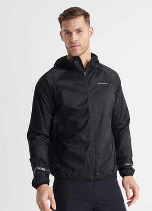 Бігова вітровка superdry run lightweight wind shell