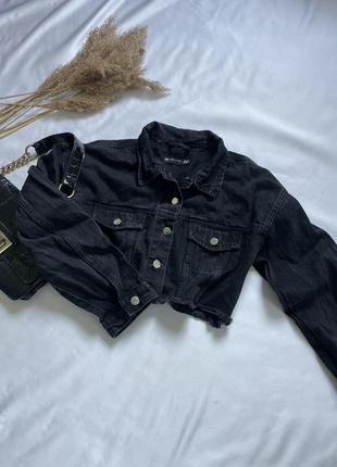 Трендова вкорочена джинсовка, чорна графітова джинсовка, джинсова куртка жіноча3 фото