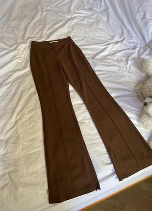 Шоколадні штани кльош reserved