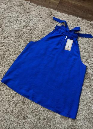 Синяя майка топ блузка из вискозы с чокером на завязках