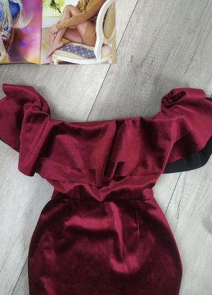 Коктейльное велюровое бордовое платье с оборками asos размер 38 (м)4 фото