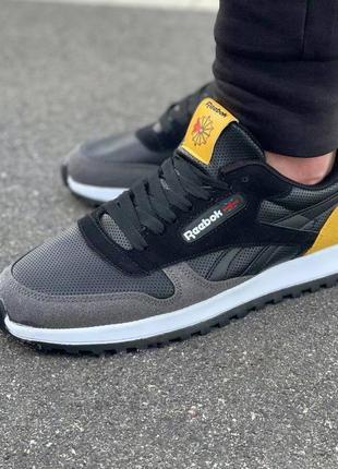 Кроссовки reebok black-silver-yellow