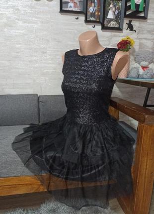 Фірмова сукня в стилі венздей в ідеалі!!!