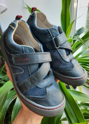 Clarks кожаные туфельки 33 размера