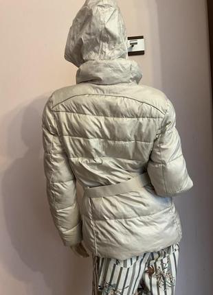 Пуховая красивая курточка от бренда zara /s /3 фото